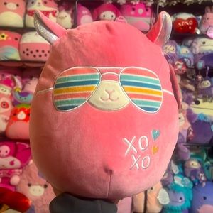 11” Pavlo the Llama Squishmallow